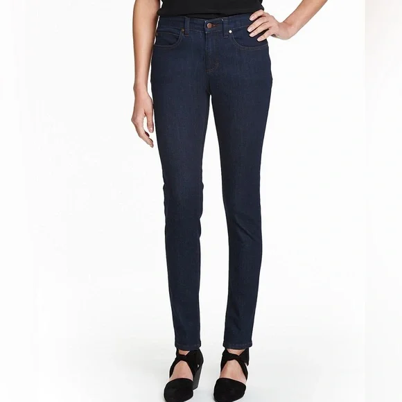 Eileen Fisher Dark Wash Skinny Jeans. size 2 - Picture 1 of 8